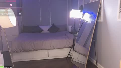 Bella next stream December 2 at 9pm gmt online show from 9, 1, 2025