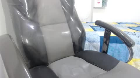 lady online show from 13, 2, 2025