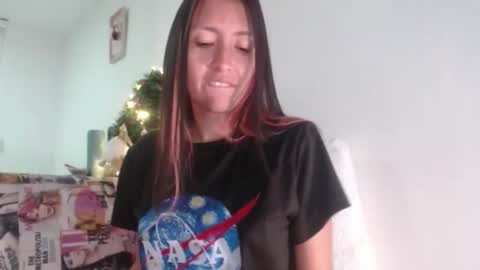 Bella Marlowe online show from 23, 12, 2024