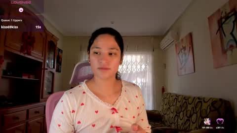 Snapshot of bella_pocahontas3 chatting on 14, 2, 2025 bella_pocahontas3 online show from 14, 2, 2025