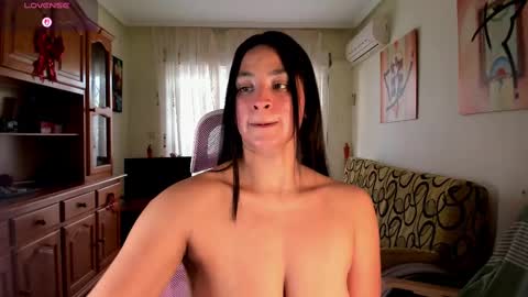 Snapshot of bella_pocahontas3 chatting on 27, 2, 2025 bella_pocahontas3 online show from 27, 2, 2025