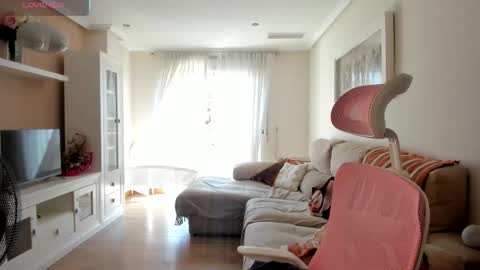 Snapshot of bella_pocahontas3 chatting on 14, 9, 2025 bella_pocahontas3 online show from 14, 9, 2025