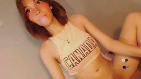 Bella online show from 8, 12, 2024