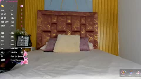 Snapshot of bella_tinkerbell_bahamas chatting on 21, 11, 2025 bella_tinkerbell_bahamas online show from 21, 11, 2025