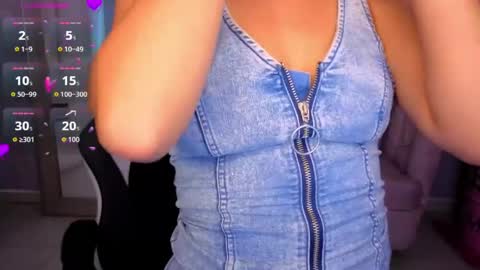 Snapshot of bella_vibes_s chatting on 11, 5, 2026 Bella online show from 11, 5, 2026