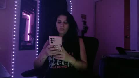 Snapshot of bellabbys8 chatting on 15, 11, 2025 bellabbys8 online show from 15, 11, 2025