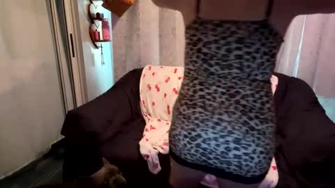 Snapshot of bellabeanz chatting on 10, 2, 2025 Roxy Rain online show from 10, 2, 2025