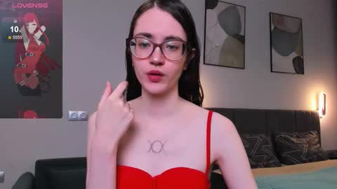 BellaCatLovesMeat online show from 13, 10, 2025