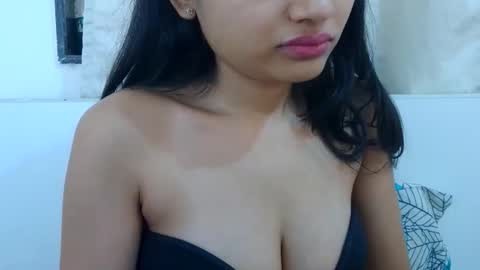 bellacrystall online show from 31, 3, 2026