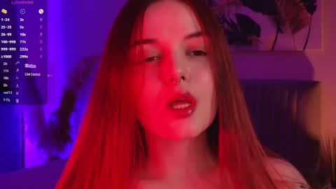 Snapshot of belladevile_ chatting on 28, 9, 2025 belladevile_ online show from 28, 9, 2025
