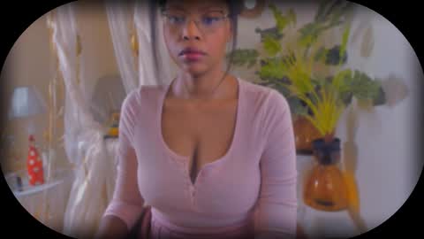 Snapshot of bellahproudly chatting on 12, 11, 2025 Bellah online show from 12, 11, 2025