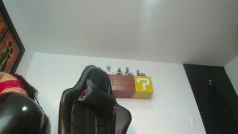 Camille  online show from 25, 1, 2025