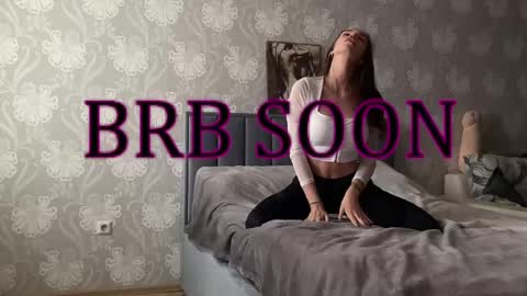 Snapshot of bellaparker_ chatting on 11, 3, 2025 bellaparker_ online show from 11, 3, 2025