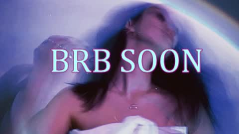 Snapshot of bellaparker_ chatting on 4, 12, 2025 bellaparker_ online show from 4, 12, 2025