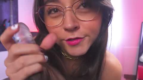 Snapshot of bellapazzia13 chatting on 15, 1, 2026 online show from 15, 1, 2026