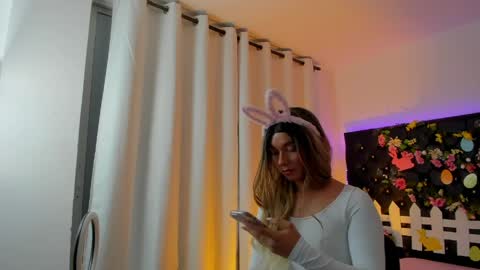 bellaroge online show from 1, 4, 2026