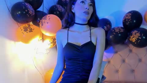 Snapshot of bellarohs chatting on 1, 11, 2025 LUCIANA online show from 1, 11, 2025