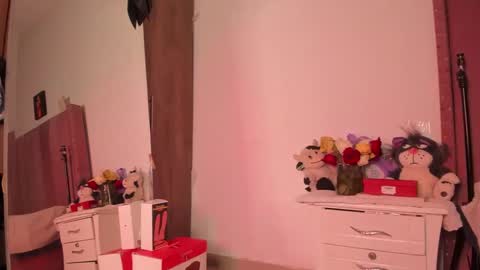 Bella online show from 21, 2, 2025