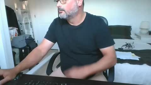 bellequeue19758 online show from 12, 4, 2026