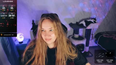 Your Annabelle Wolf  online show from 27, 12, 2024