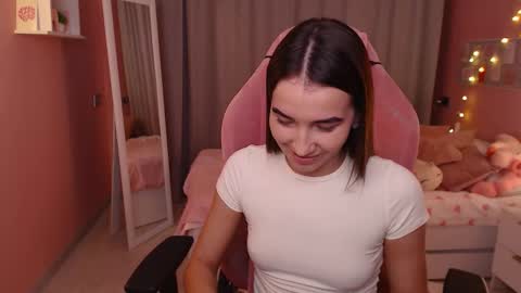 Bella online show from 1, 12, 2025