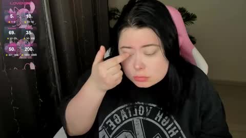 LinaBoo online show from 16, 12, 2025