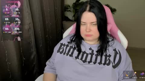 LinaBoo online show from 17, 12, 2025