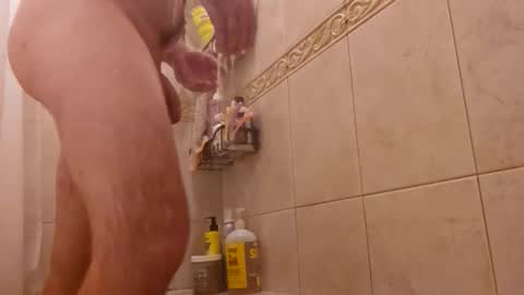 Snapshot of bellydancer69 chatting on 27, 10, 2025 bellydancer69 online show from 27, 10, 2025