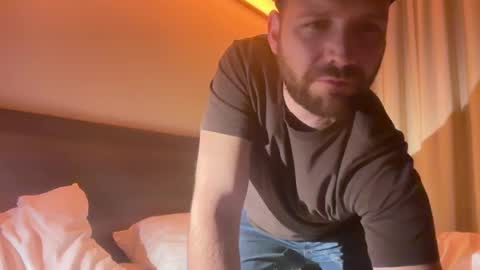 Snapshot of ben_nm chatting on 25, 1, 2025 Ben N. online show from 25, 1, 2025