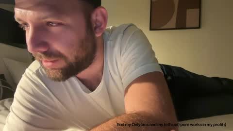 Snapshot of ben_nm chatting on 7, 11, 2025 Ben N. online show from 7, 11, 2025