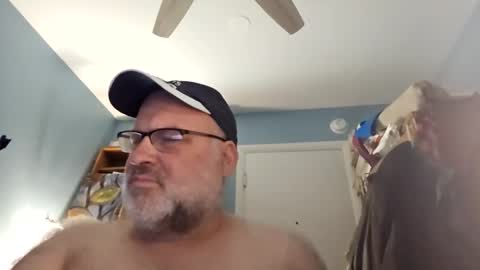 Bendavewill online show from 4, 12, 2025