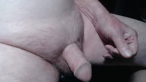 Snapshot of bender41 chatting on 20, 10, 2025 bender41 online show from 20, 10, 2025