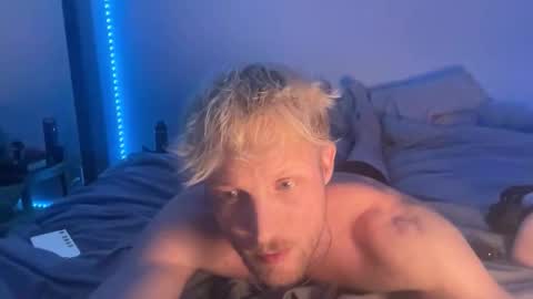 bendoverxo online show from 16, 2, 2026