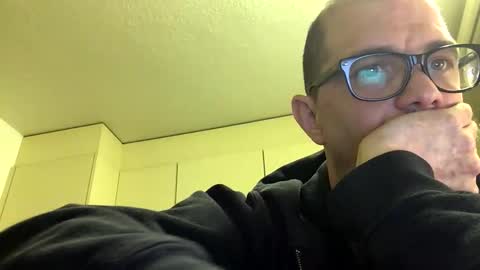 Snapshot of bengeil18 chatting on 15, 2, 2025 bengeil18 online show from 15, 2, 2025