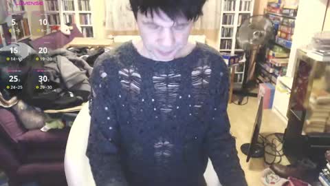 Snapshot of benijamin chatting on 7, 5, 2026 benijamin online show from 7, 5, 2026