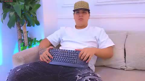 Snapshot of bennett_alejoo chatting on 9, 7, 2026 bennett_alejoo online show from 9, 7, 2026