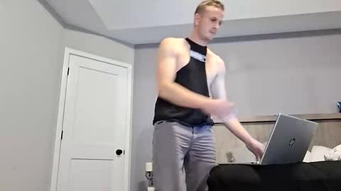 Snapshot of bennyc04041987 chatting on 1, 12, 2025 BennyC online show from 1, 12, 2025