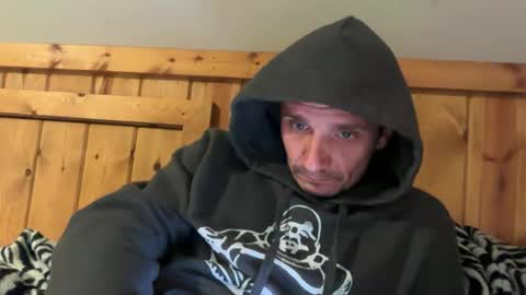 Snapshot of bennymn chatting on 17, 6, 2026 benny and innocentvixon online show from 17, 6, 2026