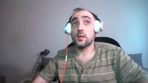 Snapshot of bentish chatting on 25, 12, 2024 bentish online show from 25, 12, 2024