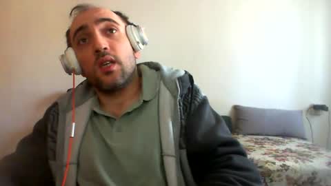 Snapshot of bentish chatting on 2, 1, 2025 bentish online show from 2, 1, 2025