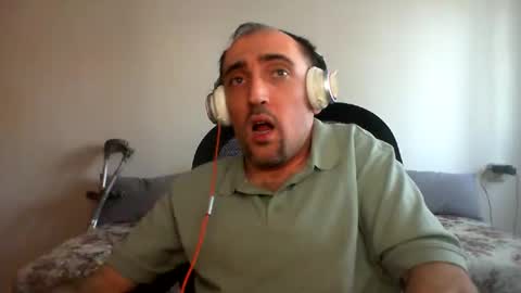 Snapshot of bentish chatting on 2, 1, 2025 bentish online show from 2, 1, 2025