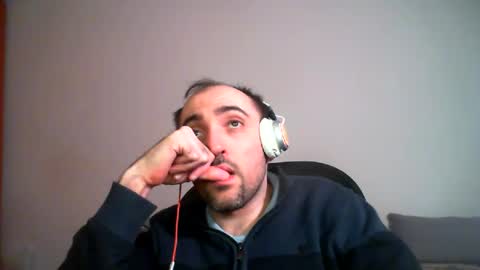 Snapshot of bentish chatting on 6, 1, 2025 bentish online show from 6, 1, 2025