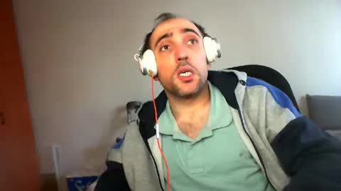 Snapshot of bentish chatting on 25, 1, 2025 bentish online show from 25, 1, 2025