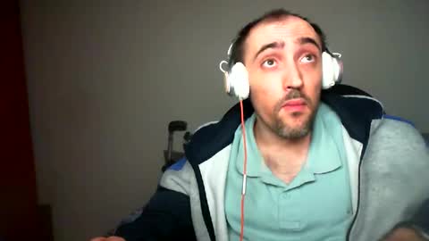 Snapshot of bentish chatting on 10, 2, 2025 bentish online show from 10, 2, 2025