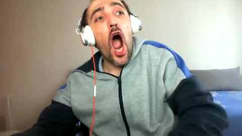 Snapshot of bentish chatting on 19, 2, 2025 bentish online show from 19, 2, 2025