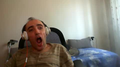 Snapshot of bentish chatting on 17, 9, 2025 bentish online show from 17, 9, 2025