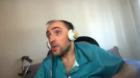 Snapshot of bentish chatting on 5, 10, 2025 bentish online show from 5, 10, 2025