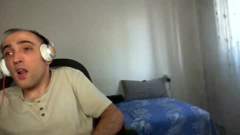 Snapshot of bentish chatting on 17, 10, 2025 bentish online show from 17, 10, 2025