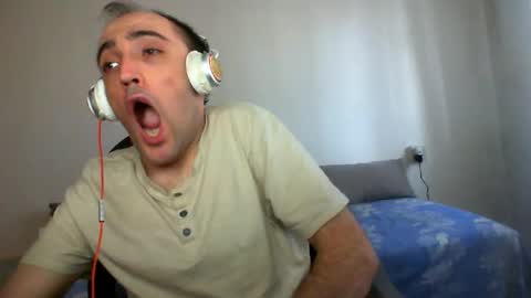 Snapshot of bentish chatting on 18, 10, 2025 bentish online show from 18, 10, 2025