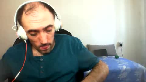 Snapshot of bentish chatting on 25, 10, 2025 bentish online show from 25, 10, 2025